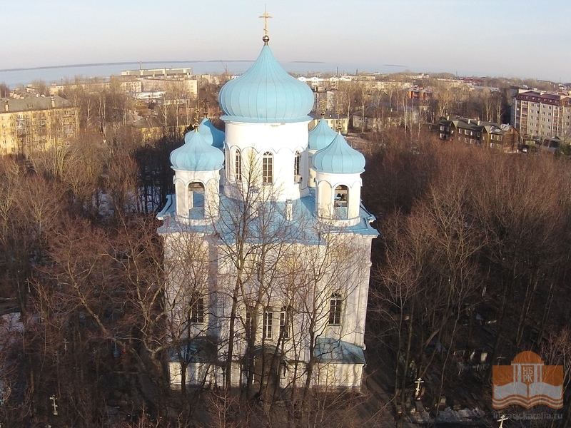 Крестовоздвиженский собор в Петрозаводске