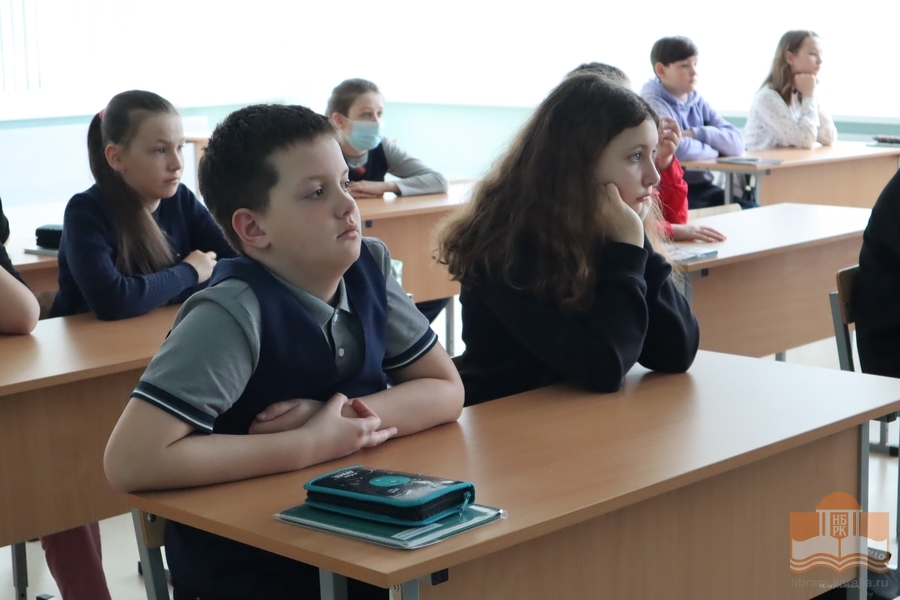 XIII Международная Акция «Читаем детям о Великой Отечественной войне» в петрозаводской средней школе №55